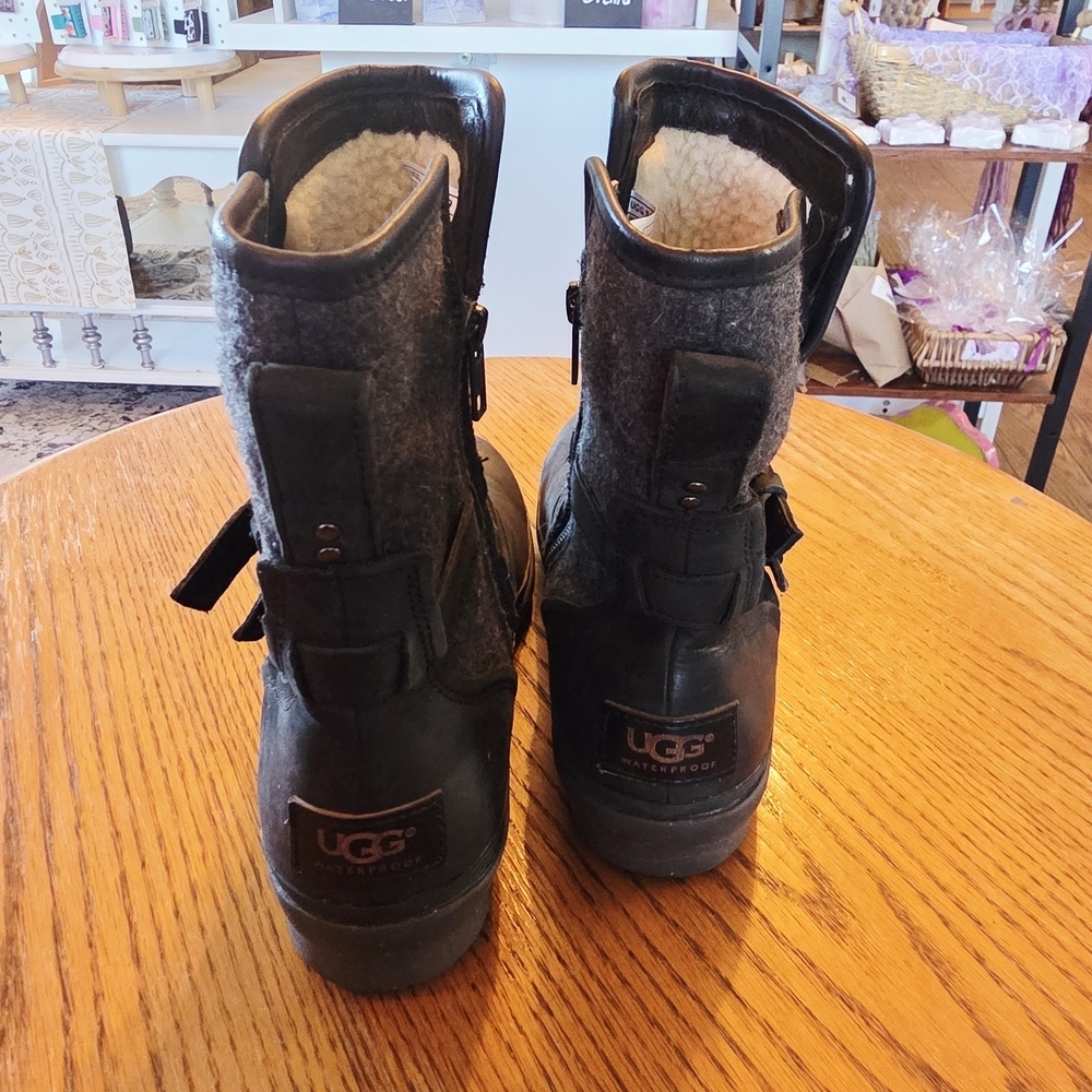 UGG Simmens Waterproof Sheepskin Wool Winter Boots - Picture 5 of 9